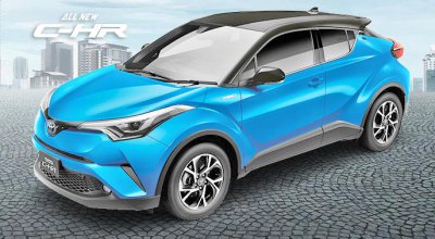 Blue Metallic With Sporty Black Roof / Black Top New C-HR