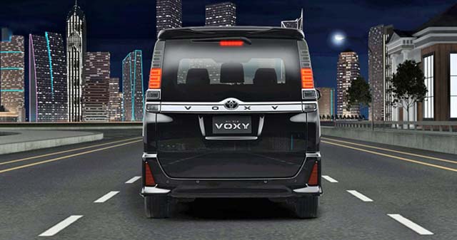 Eksterior Toyota Voxy Malang
