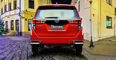 Eksterior Toyota Innova Venturer Malang