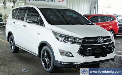 Toyota Innova Venturer Malang